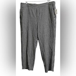 NWT Old Navy 16 Pull On Straight Leg Knit Houndstooth Black White Stretch